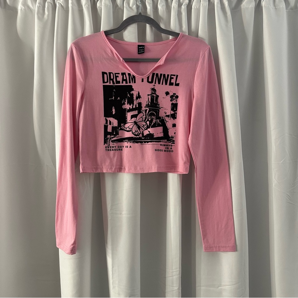 SHEIN Pink Graphic Long Sleeve Crop Top - Picture 3 of 6